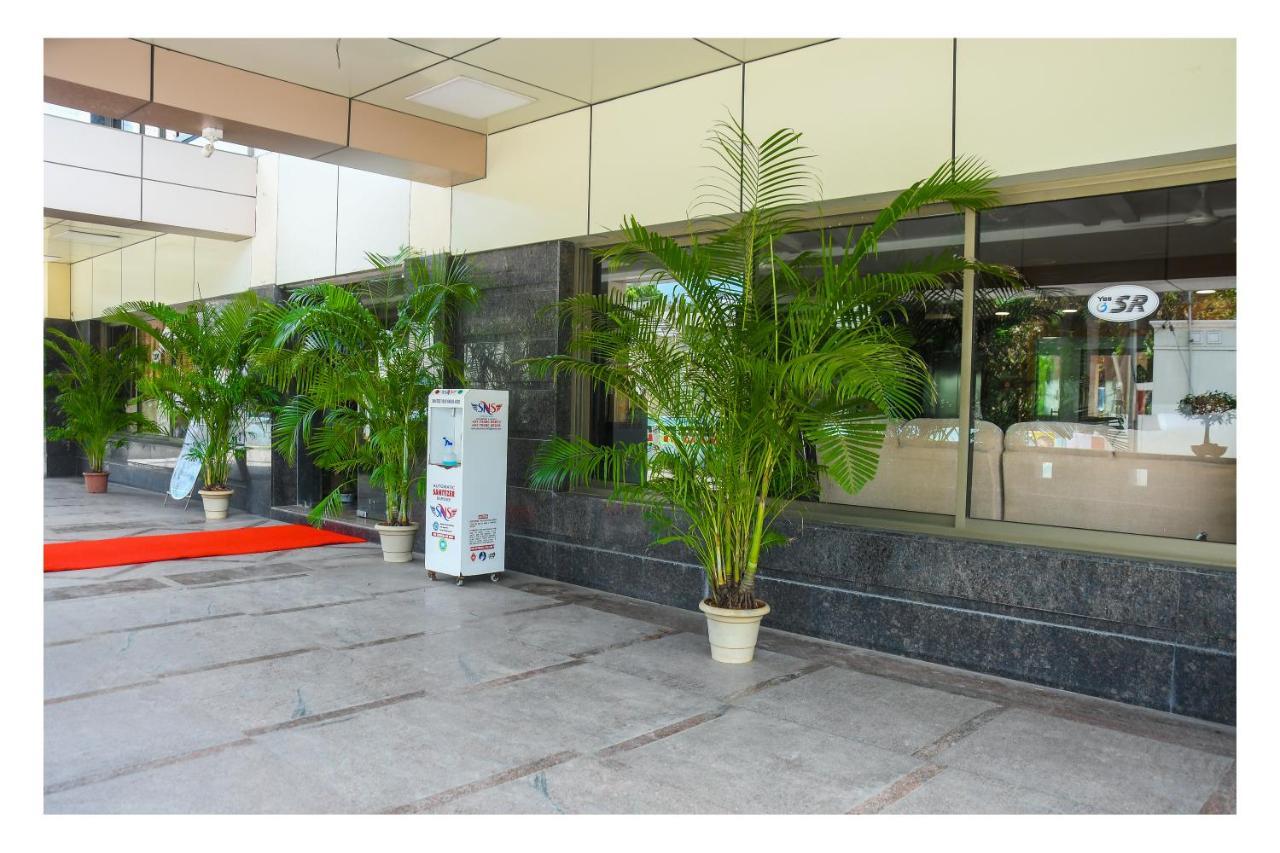 Hotel Sr Tiruchendur Tiruchchendūr Extérieur photo
