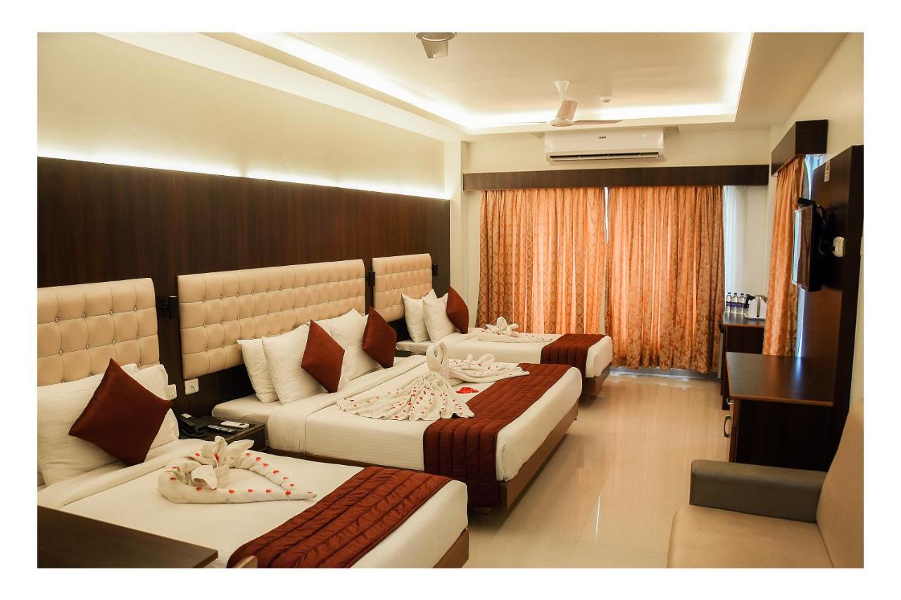 Hotel Sr Tiruchendur Tiruchchendūr Extérieur photo