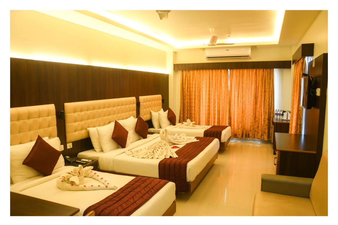 Hotel Sr Tiruchendur Tiruchchendūr Extérieur photo